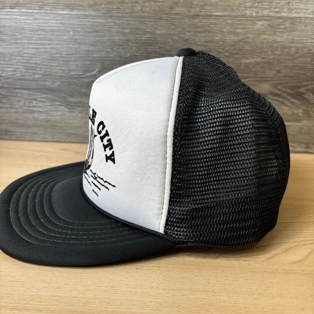 Vintage Sea Isle City Hat Cap Snap Back Black Trucker New‎ Jersey Adjustable
